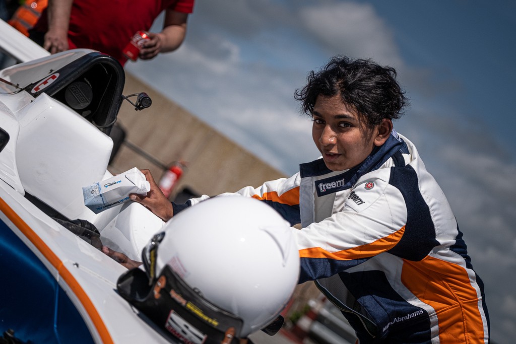 En mere end godkendt debut i Formel 4 for sydafrikanske Mika Abrahams
(Foto: Formel 4 Danmark)